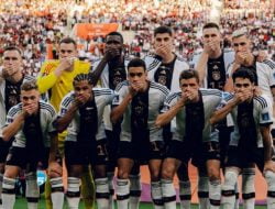 Neuer Cs Tutup Mulut Saat Foto, Bentuk Protes Larangan Ban Kapten Pelangi di Piala Dunia 2022?