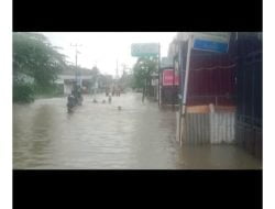 Sebanyak 44 KK Yang Terkena Dampak Banjir di BTN Kodam 3 Kelurahan Katimbang