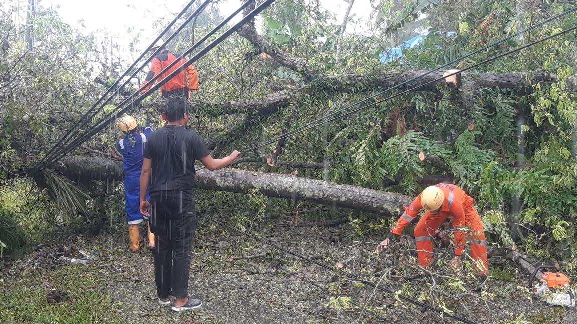 Waspada ! Cuaca Ekstrim Mulai Menyerang