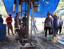 Kapolres Gowa Bersama PJU Pantau Langsung Proses Pembuatan Sumur Bor di Bollangi