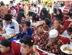 AUHM Buka Puasa Bersama Anak Yatim Piatu