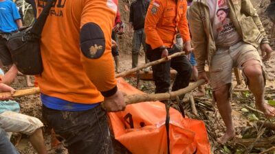 Belasan Korban Tanah Longsor di Tana Toraja Ditemukan, Tim Sar Gabungan Masih Cari 2 Orang