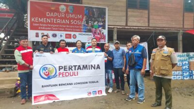 Pertamina Patra Niaga Sulawesi Sigap Salurkan Bantuan Untuk Korban Terdampak Bencana Longsor Toraja
