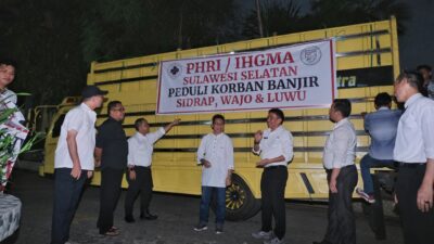 BPD PHRI Dan IHGMA Sulsel Beri Bantuan Untuk Korban Banjir Sidrap,Wajo Dan Luwu