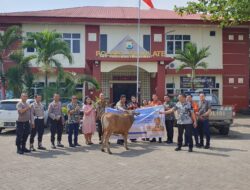 Karyawan Mercure Makassar Nexa Pettarani Ikut Berqurban pada Lebaran Tahun ini
