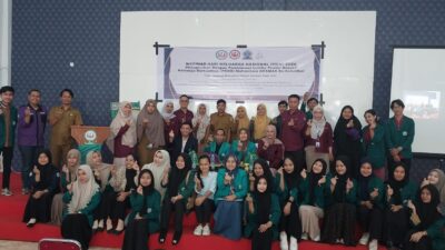 Himaprodi S1 Kesmas FKM UIT berkolaborasi dengan IPeKB Kota Makassar dan ISMKMI SULSELBAR Gelar Webinar dan Lomba Poster Mahasiswa Kesmas Se Sulselbar