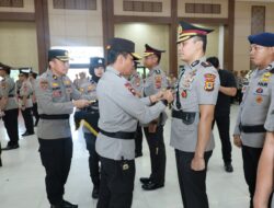 Kapolda Sulsel Pimpin Serah Terima Jabatan dan Kenal Pamit Kabiddokkes dan Kapolres Jajaran Polda Sulsel