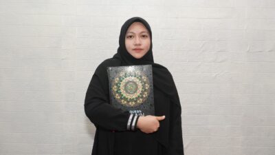 Siti Humaira, Peserta Asal Brunei Darussalam Menyelesaikan Program Hafal Qur’an di Karantina Tahfizh Nasional Darul Istiqomah