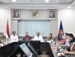 KPPU Kembali Hadirkan Berbagai Pihak Dalam Kajian Starlink