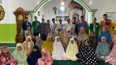Pelestarian Tradisi Keagamaan Terus di Gaungkan: Mahasiswa KKN UINAM 75 Gelar Yasinan Bersama Masyarakat di Desa Bontoharu