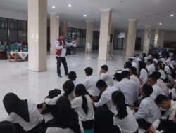 Kepala LLDIKTI Wil.IX Dr.Andi Lukman, Hadiri PKKMB UIT, Beri Motivasi Mahasiswa