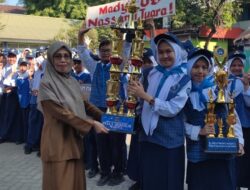 UPT SPF SMPN 8 Makassar Raih Juara Umum 1 PMR Madya
