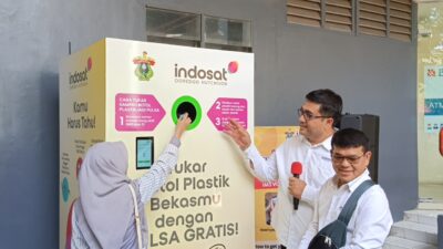 Sampah Jadi Pulsa, Ibu Kantinpun Senang Karena Tidak Ada Lagi Sampah Plastik Berserakan 