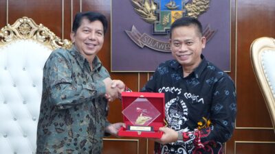 Harap Dukungan OJK, Pj Gubernur Sulsel Prof Fadjry Djufry Dorong Swasembada Pangan Melalui KUR