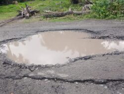 Aktifis LBH Suara Panrita Keadilan Kabupaten Takalar, Soroti Jalan Rusak dan Abrasi di Desa Puanaga Kabupaten Takalar, Sulawesi Selatan