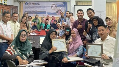 Rektor UIT Berikan Penghargaan bagi Dosen peneliti sekeligus Membuka Kegiatan Sosialisasi Coaching Clinic Hibah BIMA KEMDIKTISAINTEK 2025 Lingkup UIT