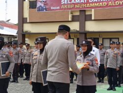 19 Polwan Polres Gowa Dapat Penghargaan di Hari Kartini, Aksi Kemanusiaan Jadi Sorotan