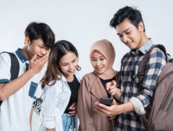 Pelajar SMA di Jeneponto Andalkan Kartu Tri untuk Belajar dan Belanja Hemat