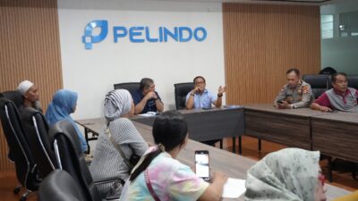 Ciptakan Lingkungan yang Bersih, Pelindo Gelar Sosialisasi bagi PK5 di Pelabuhan Makassar