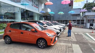 Basar Mobil Bekas Kalla Toyota Tawarkan Harga Mulai Rp56 Juta, Dari Datsun hingga Innova Zenix Hybrid