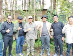 Sambut Hari Lingkungan Hidup, Menteri LH Daki Bawakaraeng dan Kampanyekan Anti Plastik