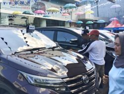 Keseruan Bazar Mobil Bekas Kalla Toyota Alauddin: Pengunjung Nikmati Pallu Basah dan Hiburan Panggung
