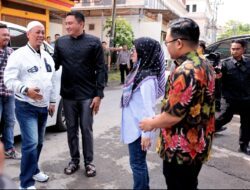 Kapolres Gowa Sambut Hangat Ustad Opick di Rumah Jabatannya