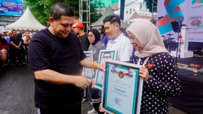 Mal Ratu Indah Terima Penghargaan atas Ketaatan Pengelolaan Lingkungan Hidup dari Pemerintah Kota Makassar