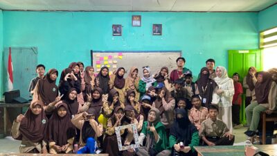 KELOMPOK KKN UIN ALAUDDIN MAKASSAR POSKO 11 BONTOLANRA GELAR SOSIALISASI ANTI-BULLYING DI MTs NURUL RAHMAT BONTOLANRA