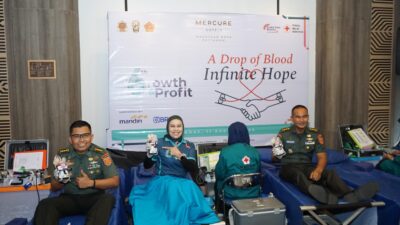 Mercure Makassar Nexa Pettarani Rayakan HUT ke-6 dengan Donor Darah Bersama Otmilti IV dan Divif 3 Kostrad
