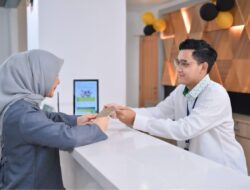 Harga Emas Melonjak, Tabungan Nur Aini Ikut Berkilau di Pegadaian