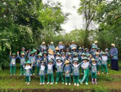 Belajar Seru di Alam Terbuka, Siswa TK Islam Athirah Racing Ikuti Program “Explore Nature” 