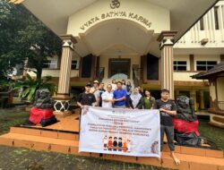 Dosen dan Mahasiswa Fakultas Psikologi UIT Adakan PKM di Pura Giri Natha Makassar