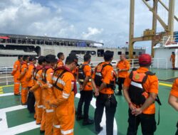 Basarnas Makassar Cari Tiga Nelayan Hilang Kontak di Perairan Pulau Banawayya Pangkep