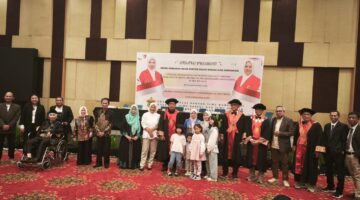 Dua Saudari Raih Doktor Ilmu Komunikasi Unhas Bersamaan, Lahirkan Dua Model Baru Kajian Jurnalistik