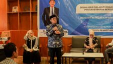 CAPTION : Anggota DPR RI Ashabul Kahfi Lakukan sosialisasi program MGB di Makassar. 