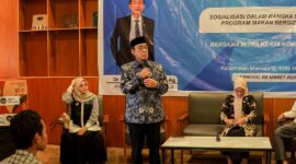 CAPTION : Anggota DPR RI Ashabul Kahfi Lakukan sosialisasi program MGB di Makassar. 