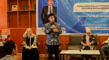 CAPTION : Anggota DPR RI Ashabul Kahfi Lakukan sosialisasi program MGB di Makassar. 