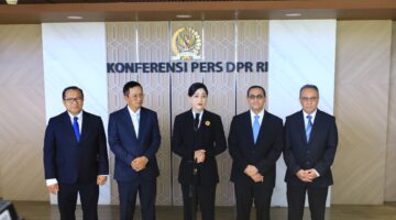 DPR RI Tetapkan Lima Calon Anggota Dewan Komisioner OJK, Friderica Widyasari Dewi Jadi Ketua