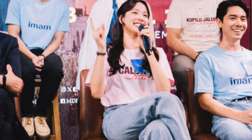 Zee Asadel & Emir Mahira Sah Sebagai Pasutri di Official Trailer Film “Kupilih Jalur Langit”: Saat Akad Sudah Diucap, Namun Hati Suami Masih Milik Wanita Lain