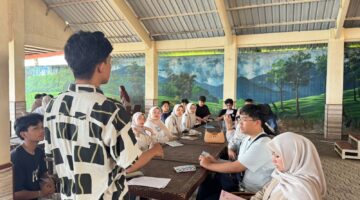 Wujudkan Visi Sekolah, SMA Islam Athirah 1 Makassar Gelar English Camp 