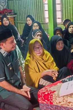 Wakil Bupati Takalar H. Hengky Yasin Melayat di Rumah Duka Almarhum Mustamin Dg. Bombong, Mertua Ketua Umum DPP LBH Suara Panrita Keadilan