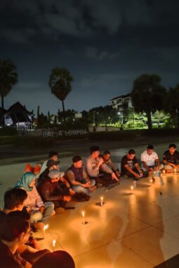 Malam Renungan dan Doa Bersama, Kapolres Gowa Pererat Silaturahmi dengan Buruh KSPSI di Museum Balla Lompoa
