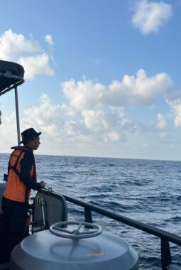 Tim SAR Evakuasi KM Nurul Salsa Di Perairan Selayar