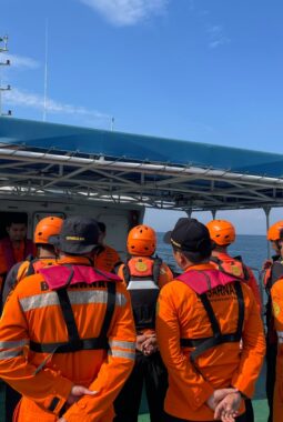 Basarnas Tambah Kekuatan Pencarian KM Nurul Salsa, KN SAR Pacitan dan KN SAR Puntadewa Dikerahkan ke Selayar