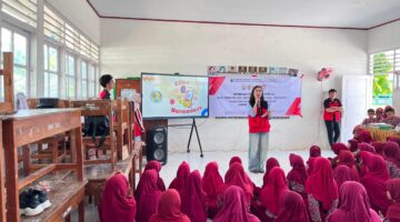 Mahasiswa KKN Edukasi Siswa SDN 174 Pinrang tentang Bijak Bermedia Sosial dan Bahaya Cyber Crime