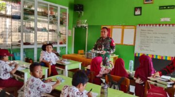 Kawal Program Pemerintah, Babinsa Pantau Langsung Makan Bergizi Gratis di Lempangan