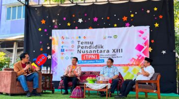 Linieritas Penting,   Tetapi Guru Bukan Garis Lurus