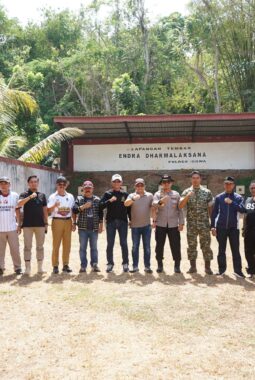 Eksibisi Menembak di Gowa, TNI-Polri dan Forkopimda Adu Konsentrasi