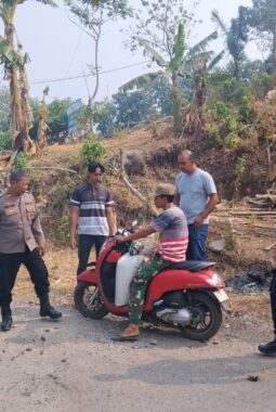Polsek Bontomarannu Tindaklanjuti Berita Viral Peredaran Ballo di Pattallassang, 80 Liter Diamankan